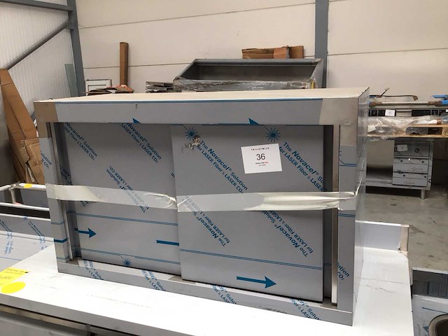 Rvs hangkast - afbeelding 3 van  3