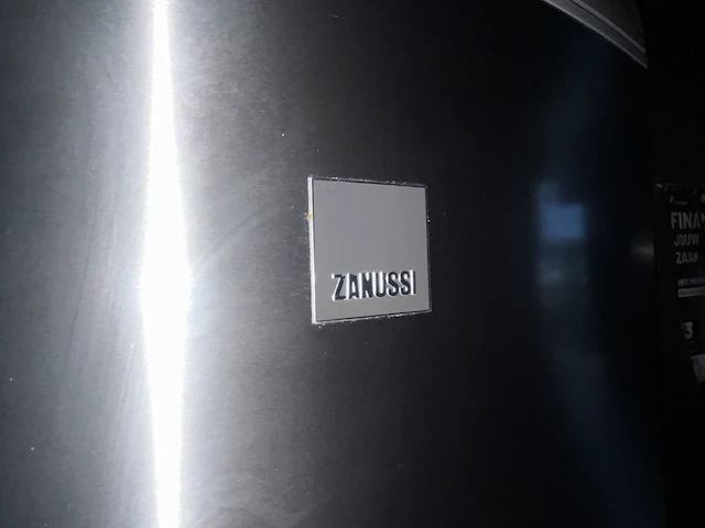 Rvs ijkast zanussi - afbeelding 2 van  3