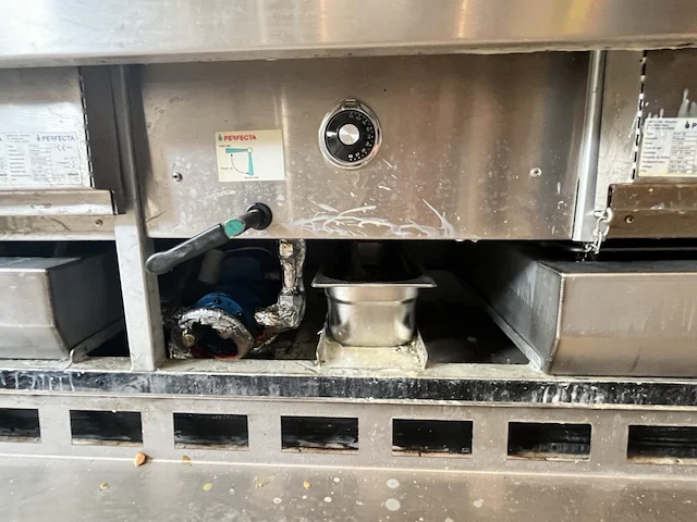 Rvs industriële friteuse perfecta - afbeelding 6 van  17