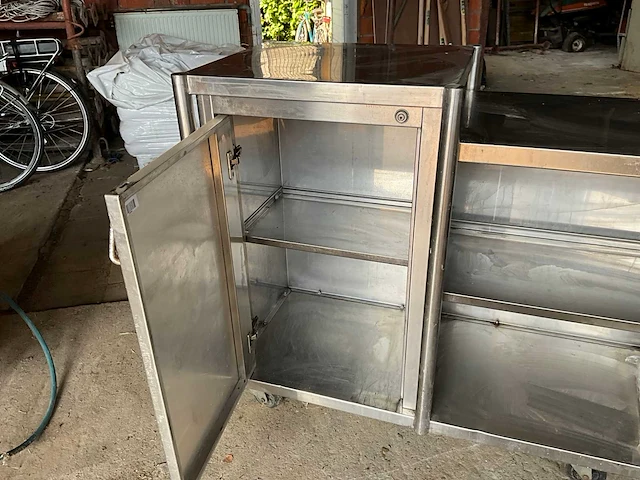 Rvs keuken - afbeelding 6 van  6