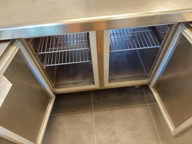 Rvs koel en warmhoudkast - afbeelding 10 van  11
