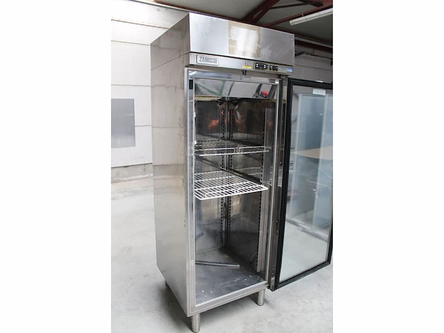 Rvs koelkast zanussi - afbeelding 2 van  6