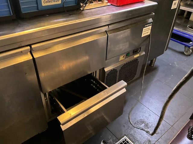 Rvs koelwerkbank metos kraf 03n - afbeelding 2 van  12