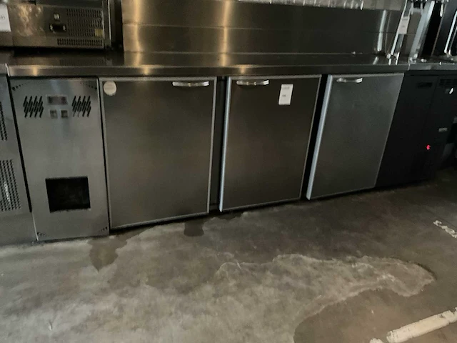 Rvs koelwerkbank - afbeelding 1 van  8