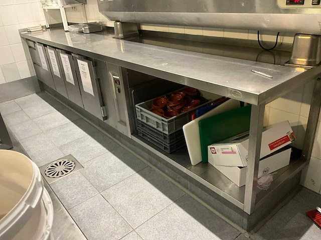 Rvs koelwerkbank - afbeelding 1 van  14