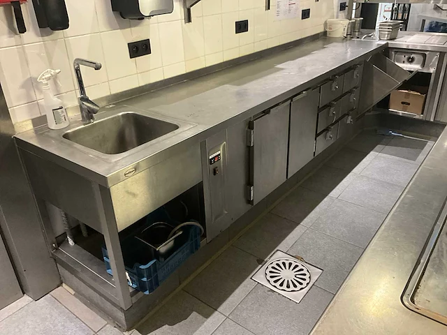 Rvs koelwerkbank - afbeelding 6 van  13