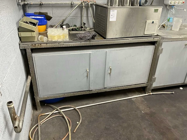 Rvs laboratorium werktafel (2x) - afbeelding 3 van  3