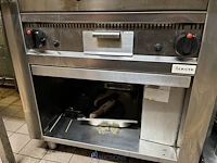 Rvs lavasteengril casta - afbeelding 4 van  4