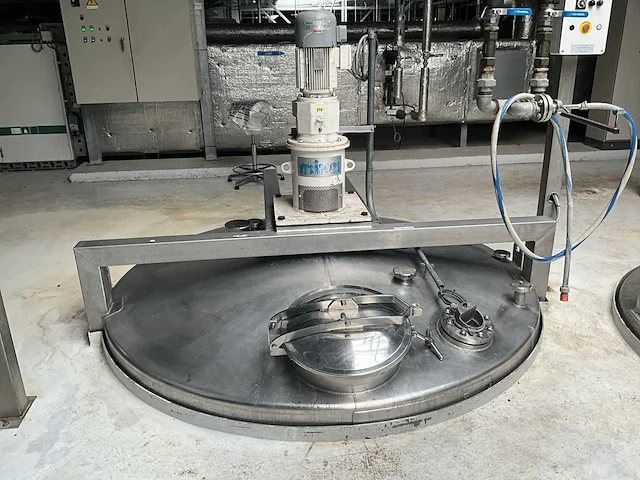 Rvs mengketel 10 ton inhoud - afbeelding 13 van  14