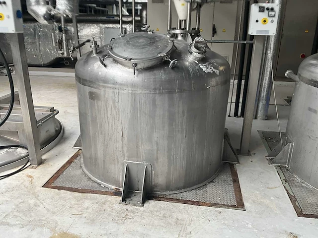 Rvs mengketel 2,5 ton inhoud - afbeelding 13 van  16