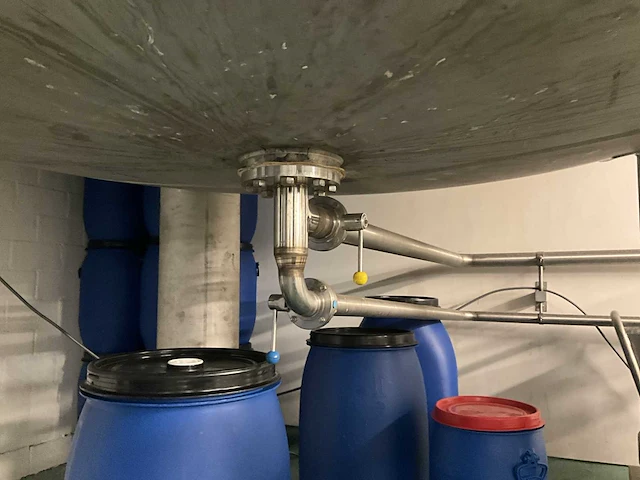 Rvs mengketel 30 ton inhoud - afbeelding 23 van  27