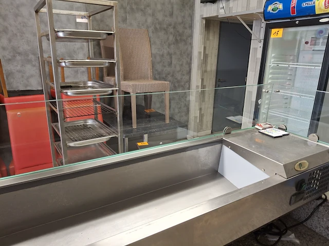 Rvs pizza gekoelde werkbank met 3 deuren en granieten werkblad + rvs saladette polar - afbeelding 6 van  8