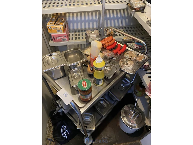 Rvs plateauwagentje met inhoud - afbeelding 5 van  5