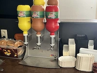 Rvs sausdispenser en 4 diverse sauspompen - afbeelding 1 van  3