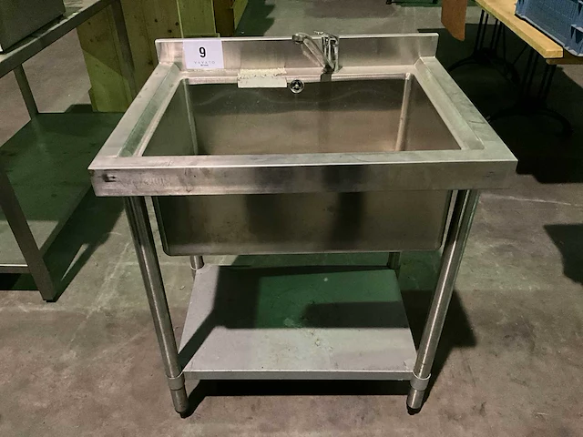 Rvs spoeltafel - afbeelding 1 van  4