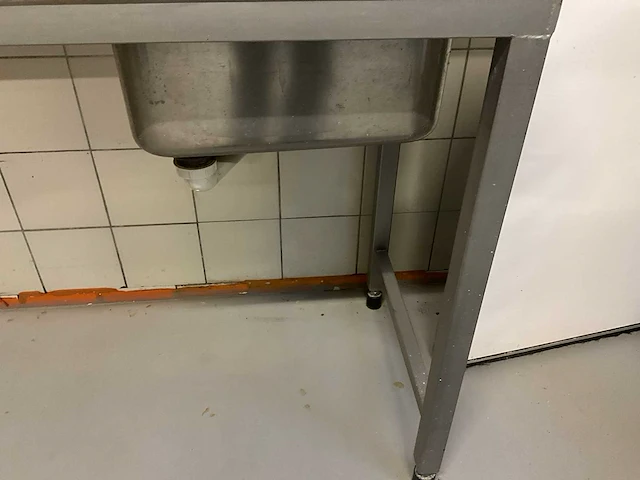 Rvs spoeltafel - afbeelding 3 van  5