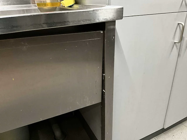 Rvs spoeltafel - afbeelding 4 van  4