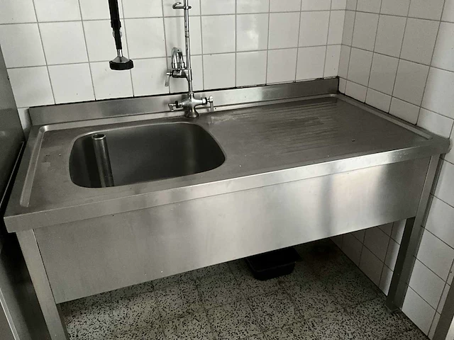 Rvs spoeltafel - afbeelding 2 van  5