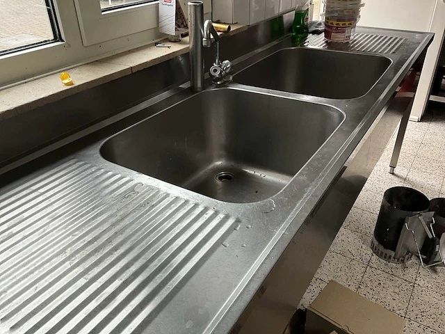 Rvs spoeltafel - afbeelding 2 van  4