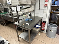 Rvs tafel + opbouw - afbeelding 1 van  3