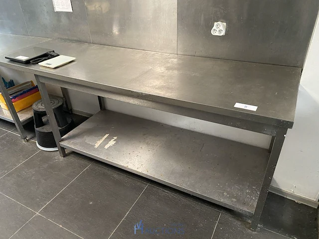 Rvs tafel - afbeelding 1 van  2