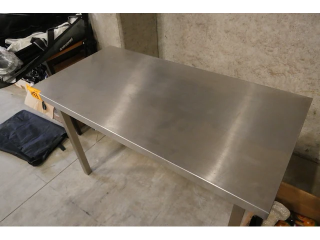 Rvs tafel - afbeelding 3 van  3