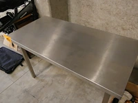 Rvs tafel - afbeelding 3 van  3