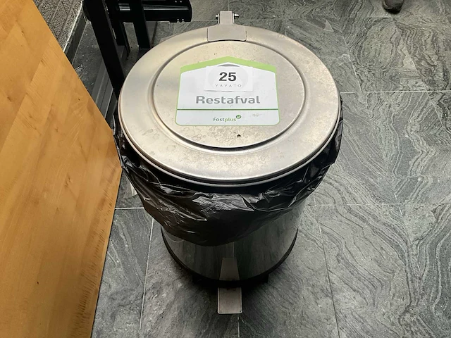 Rvs verrijdbare pedaalemmer nn (2x) - afbeelding 4 van  5