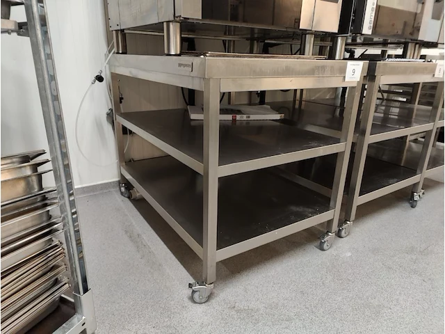 Rvs verrijdbare werkafel ggmgastro - afbeelding 2 van  4