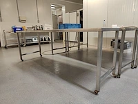 Rvs verrijdbare werkafel - afbeelding 1 van  4