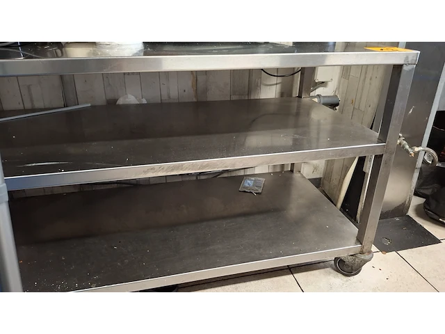 Rvs verrijdbare werktafel met dubbele bodemschap - afbeelding 3 van  3