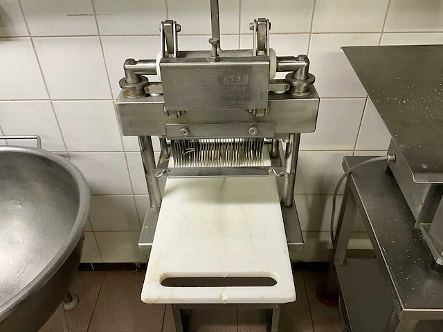 Rvs vleesprikmachine tender star - afbeelding 1 van  6