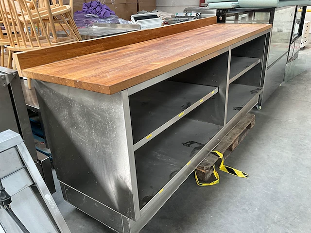 Rvs werkbank met houten bovenblad - afbeelding 2 van  7