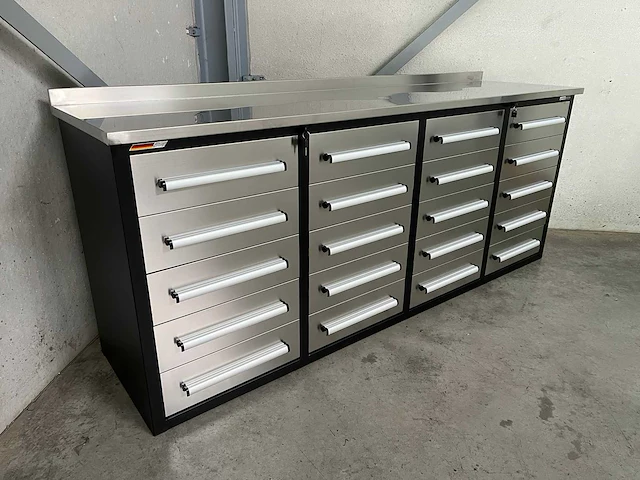 Rvs werkbank - afbeelding 1 van  12