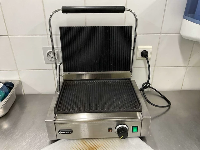 Rvs werktafel (2x) + hendi toaster - afbeelding 5 van  8