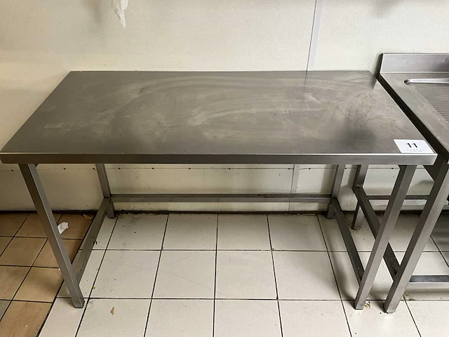 Rvs werktafel afm plm 140 x 70 x 90cm - afbeelding 1 van  2