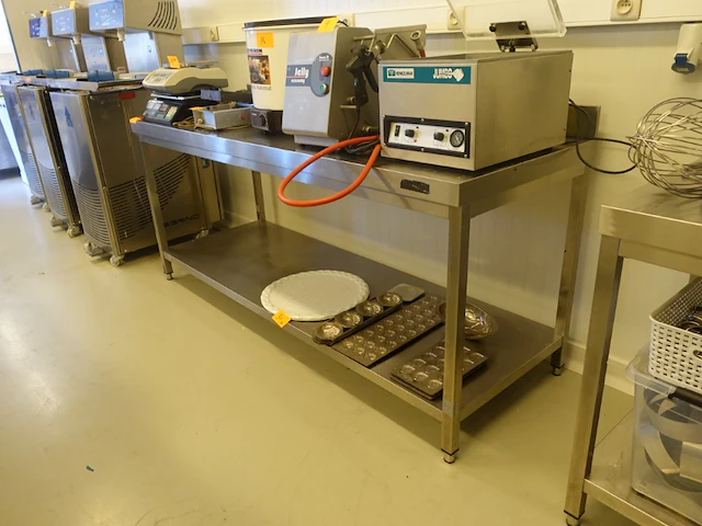Rvs werktafel ggmgastro - afbeelding 2 van  2