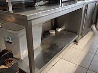 Rvs werktafel met bodemschap - afbeelding 1 van  4