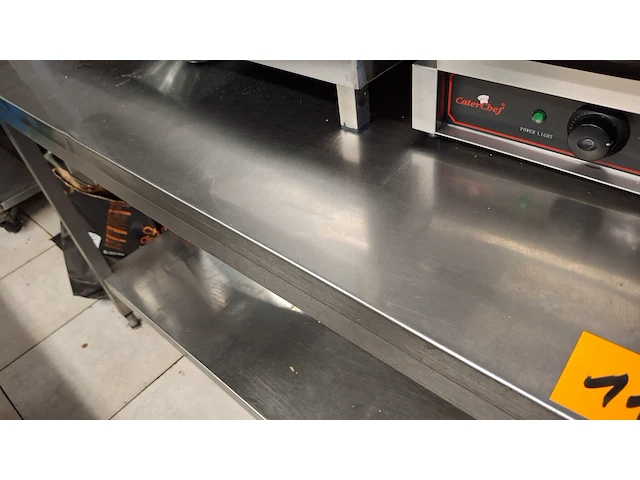 Rvs werktafel met bodemschap - afbeelding 3 van  4