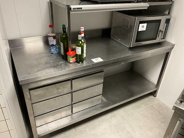 Rvs werktafel met chefrek en 2 ladenblokken - afbeelding 1 van  3