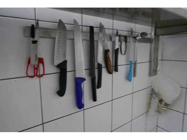 Rvs werktafel met dubbele bodemschap + wandschap - afbeelding 4 van  4