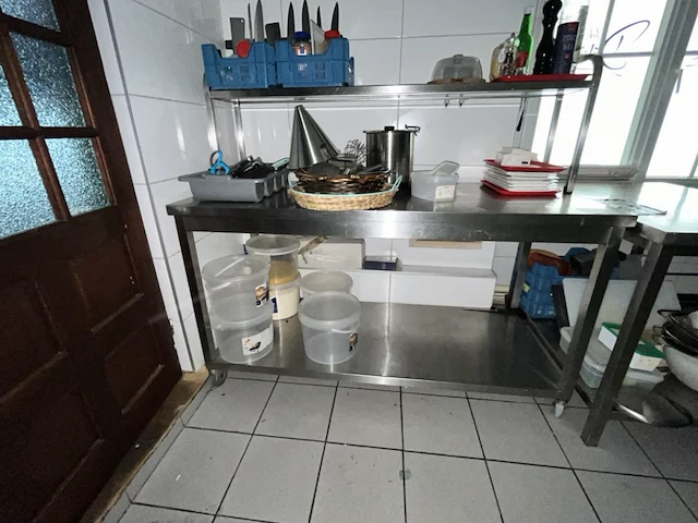 Rvs werktafel met rvs staanrek - afbeelding 1 van  5