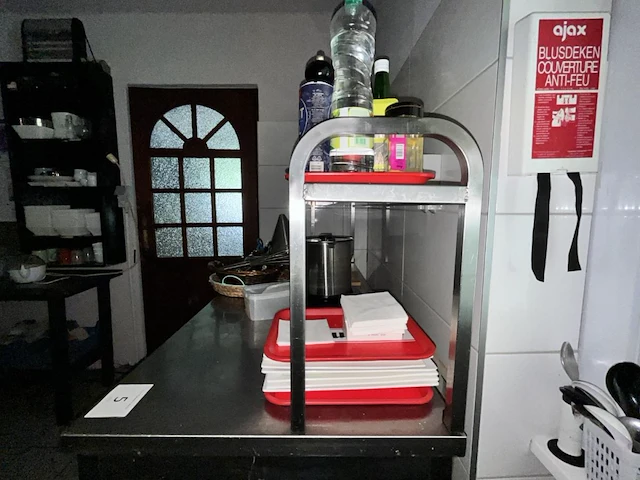 Rvs werktafel met rvs staanrek - afbeelding 5 van  5
