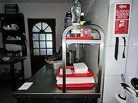 Rvs werktafel met rvs staanrek - afbeelding 5 van  5