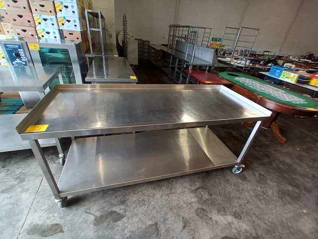 Rvs werktafel op wielen met onderblad - afbeelding 1 van  4