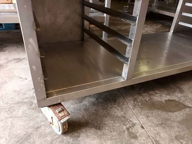 Rvs werktafel op wielen - afbeelding 3 van  4
