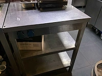 Rvs werktafel van plm. 140 x 70 x 89 cm hoog - afbeelding 5 van  6