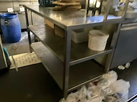 Rvs werktafel van plm. 140 x 70 x 90 cm hoog met opstand - afbeelding 3 van  7