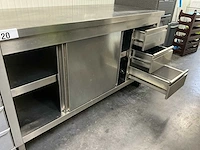 Rvs werktafel voorzien van 2 schuifdeuren en 3 laden - afbeelding 2 van  2