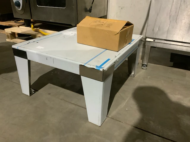 Rvs werktafel - afbeelding 1 van  2